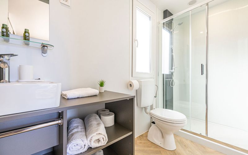 Island Home M Image 1