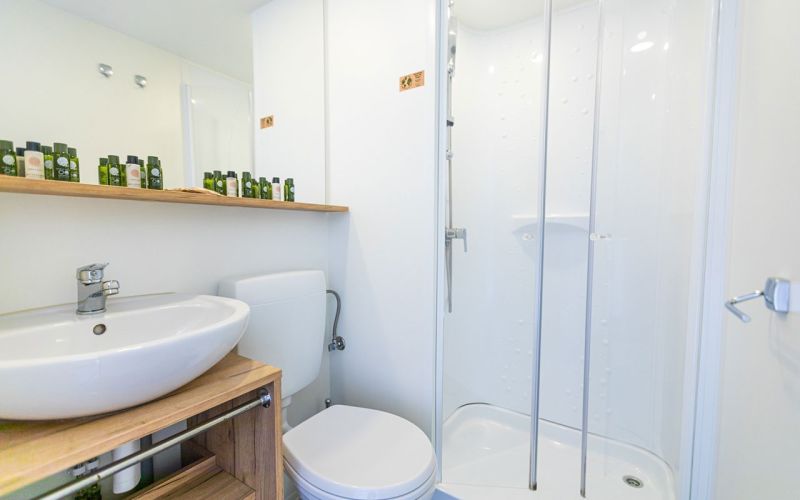 Island Home M Image 3